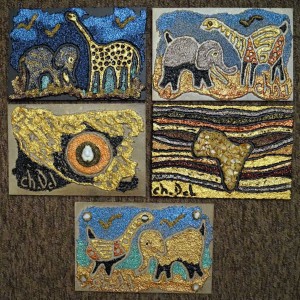 MES PEINTURES SUR PETITS CARTONS ENTOILES   ( 15 CM X 10 CM ) ET RONDS ( 10 cm DE DIAMETRE ).